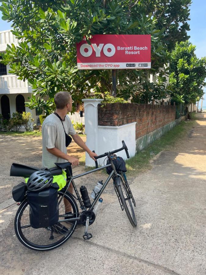 Oyo 459 Barasti Beach Resort カルータラ エクステリア 写真