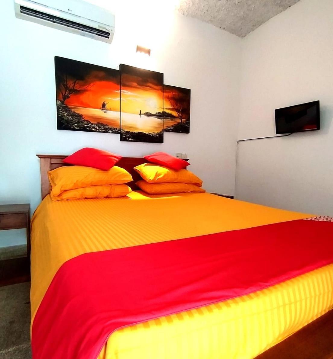 Oyo 459 Barasti Beach Resort カルータラ エクステリア 写真