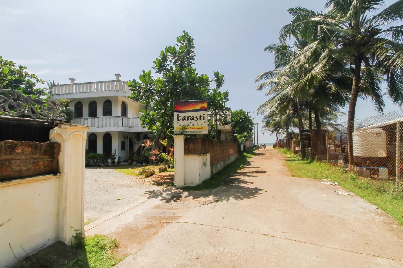 Oyo 459 Barasti Beach Resort カルータラ エクステリア 写真
